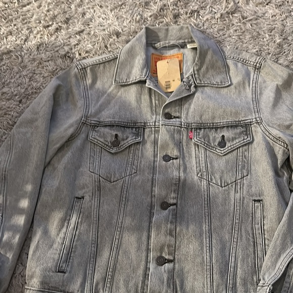 Men’s gray size small Levi jacket new tag measures 22 lacrosse pitch pit new - Picture 2 of 8